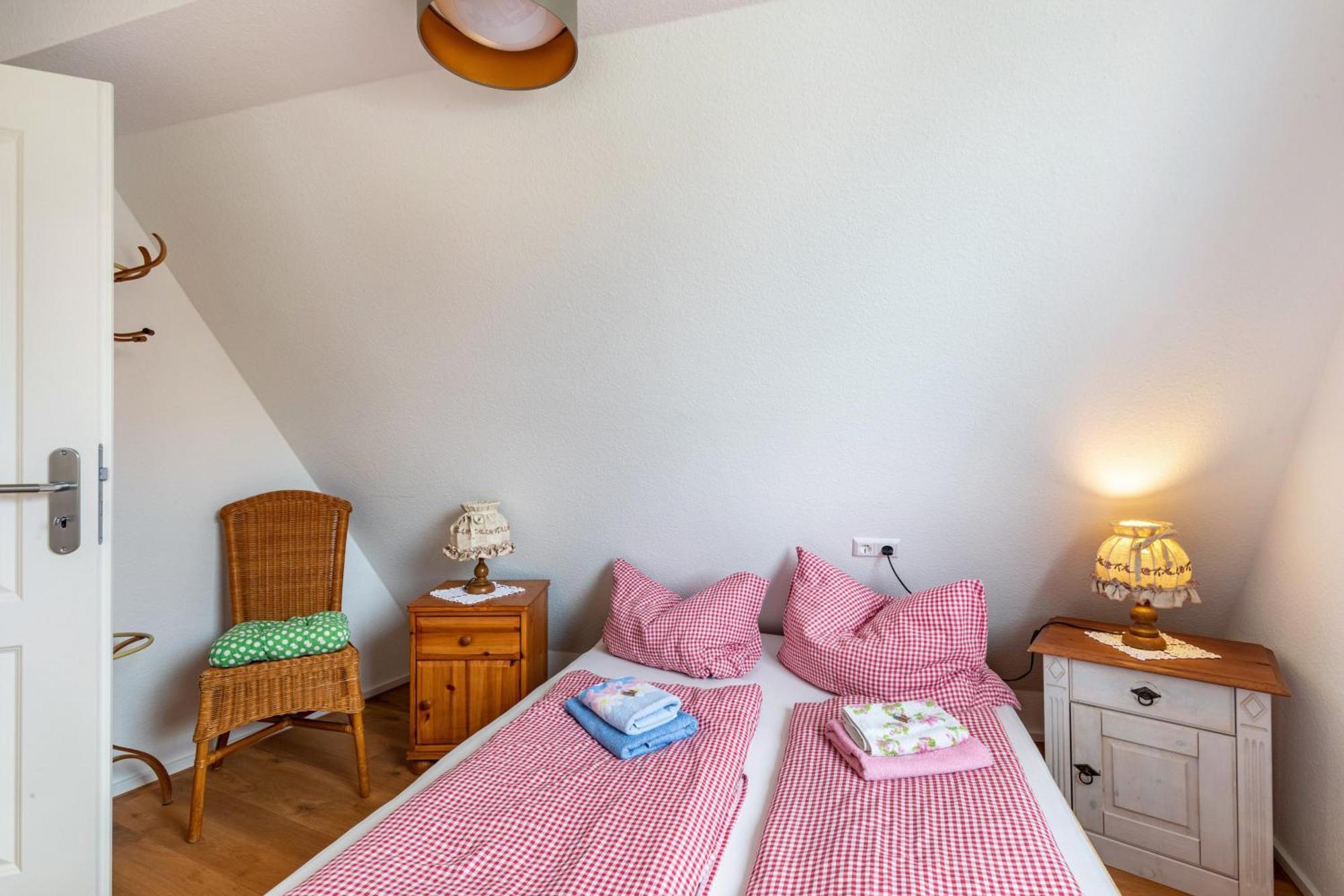 Apartmenthaus Ferienwohnungen Sila Weinstadt Εξωτερικό φωτογραφία