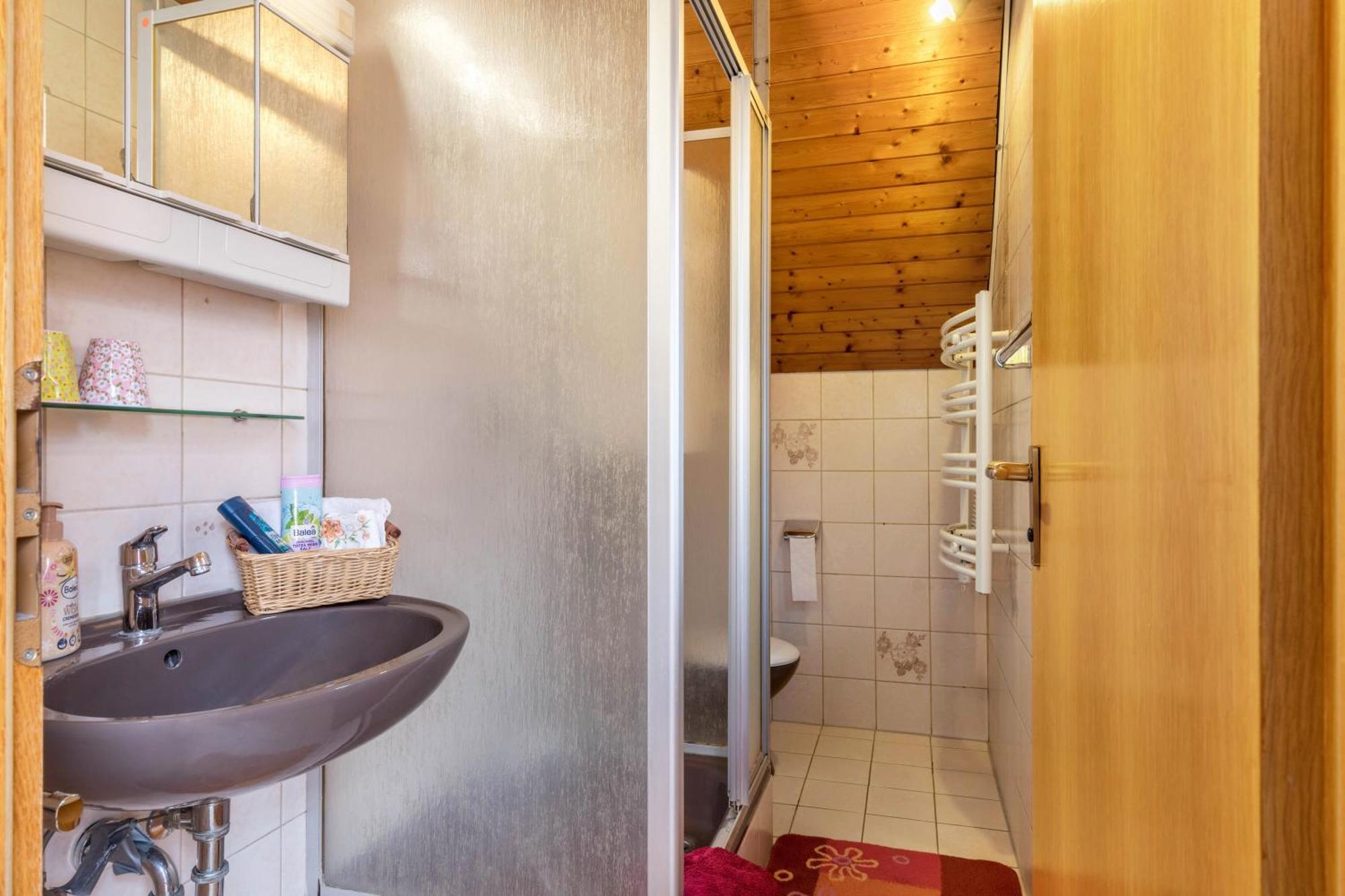Apartmenthaus Ferienwohnungen Sila Weinstadt Εξωτερικό φωτογραφία
