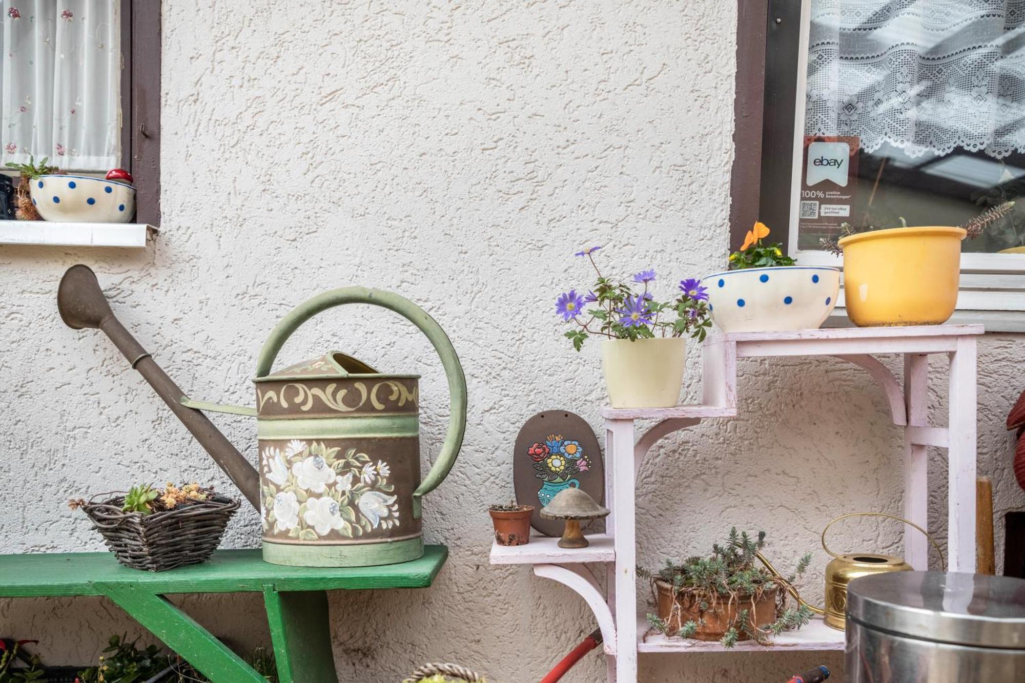 Apartmenthaus Ferienwohnungen Sila Weinstadt Εξωτερικό φωτογραφία